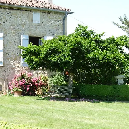 Bed & Breakfast Le Pouy 3*