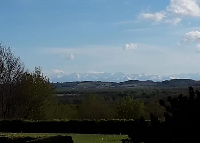 Le Pouy Bed and breakfast 3*